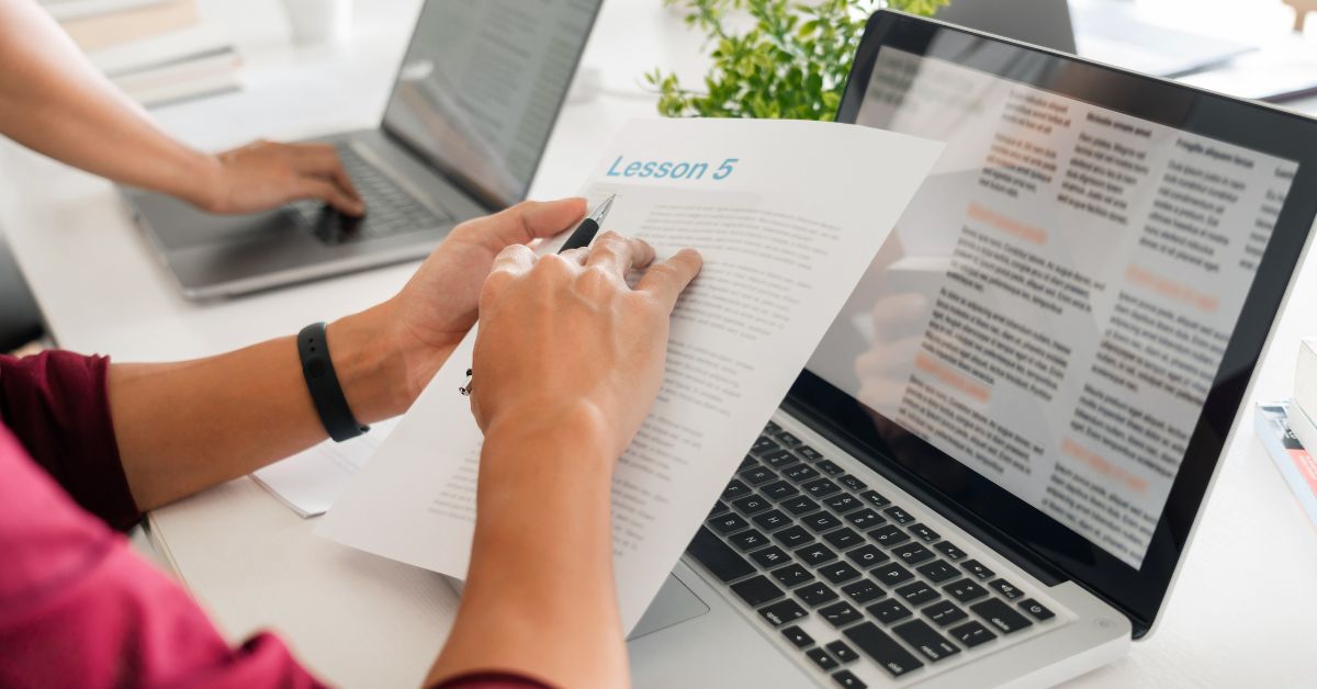 3 כלים דיגיטליים שכל סטודנט חייב להכיר לכתיבה אקדמית יעילה