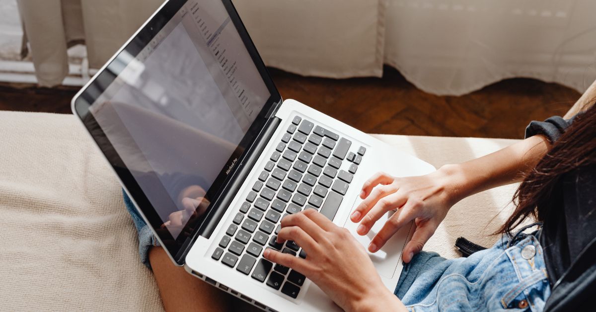 פלגיאט באקדמיה: איך להימנע מהעתקה ולוודא שהעבודה שלך מקורית